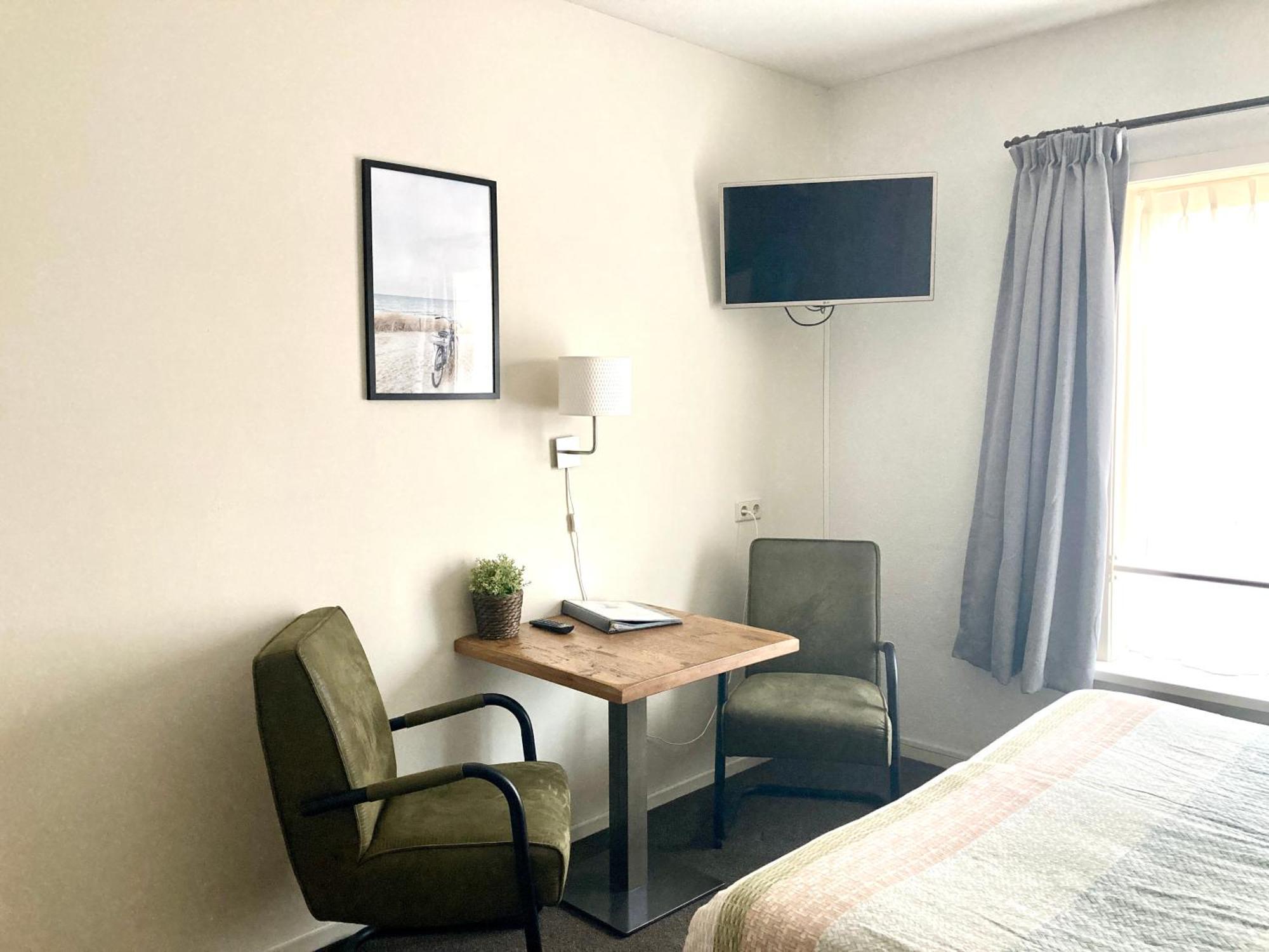 Nicolette Apartments カトウェイク・アーン・ゼー 部屋 写真